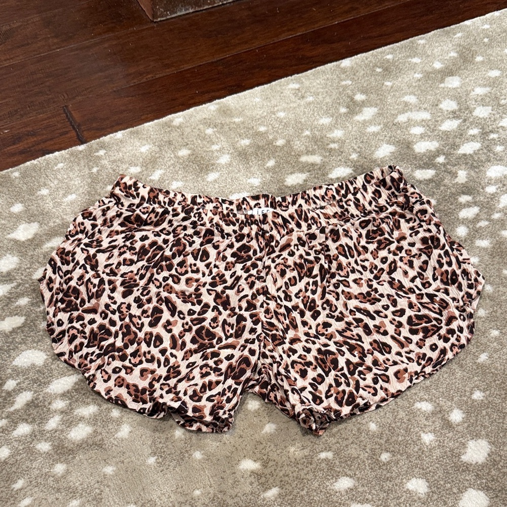 L.I.F.E Leopard Print Women's Shorts. Size S
